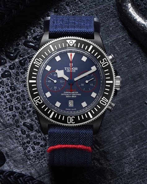 chrono alinghi red bull edition.